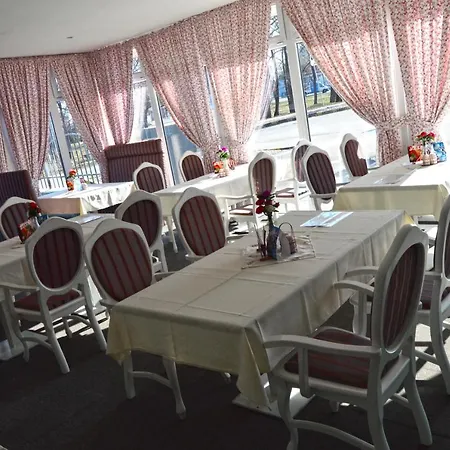 Batovka U Hoffera Gasthof Partizánske