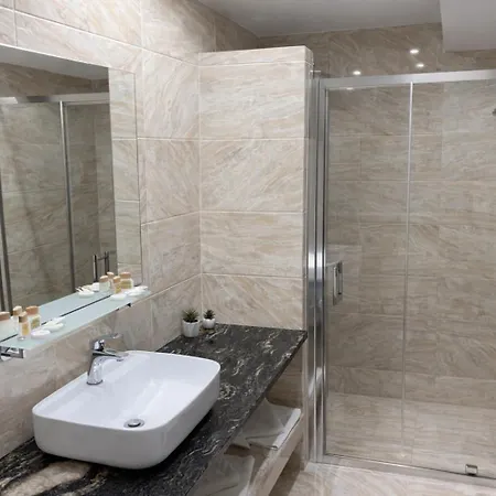 Batovka U Hoffera בית הארחה 4*